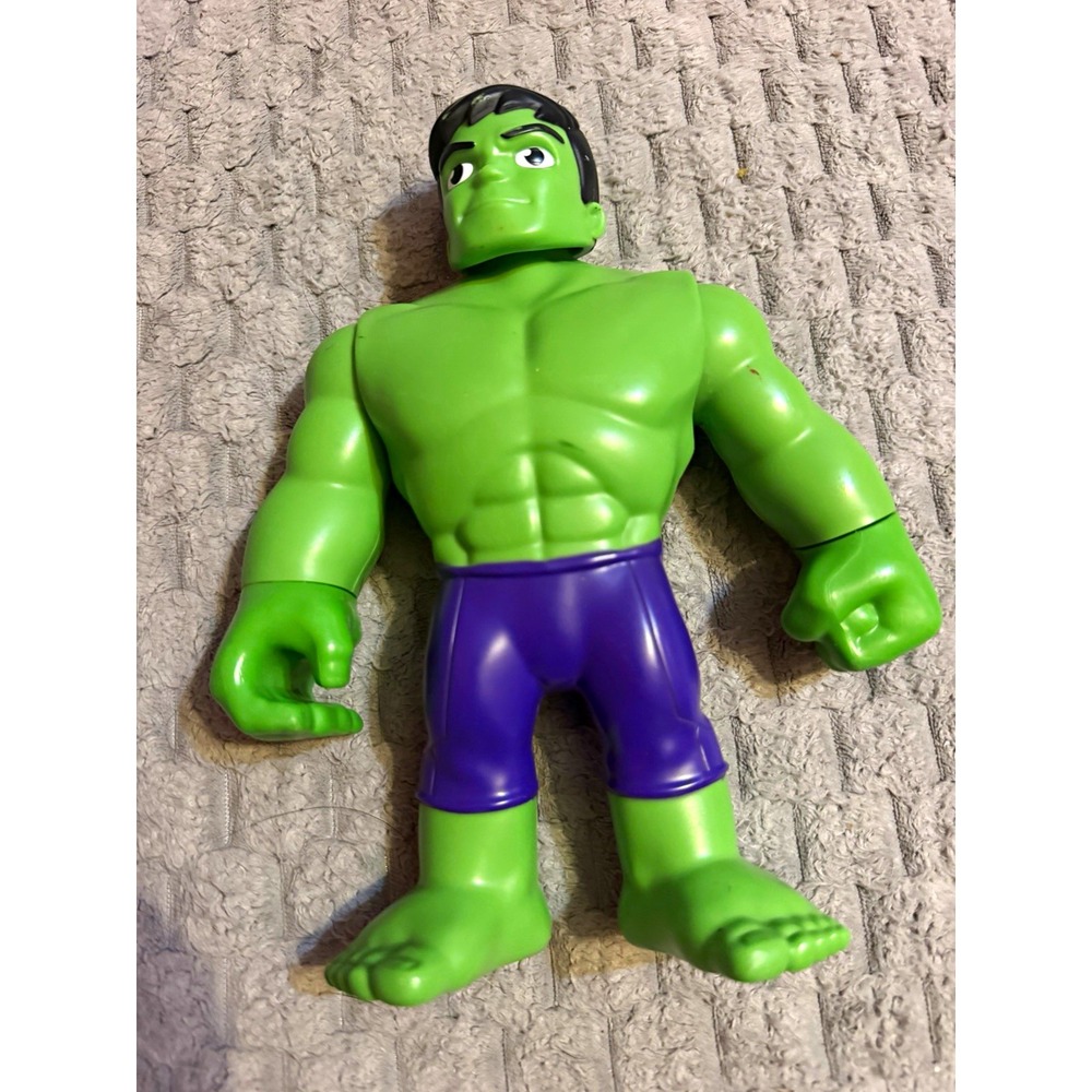 Marvel Hulk 9" Action Figure Hasbro 2022 Green Purple Shorts Avengers